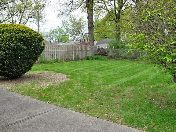 2nd image of 14318 Lakota Ave