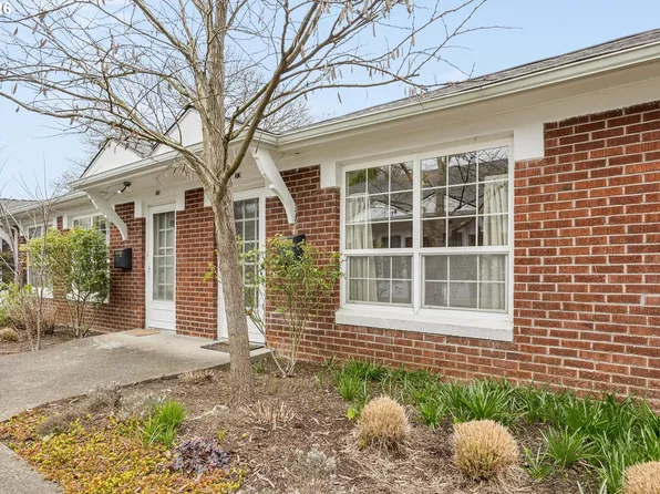 2633 NW Raleigh St Unit 33, Portland, OR 97210