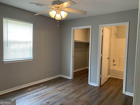 5th image of 704 Green St #B