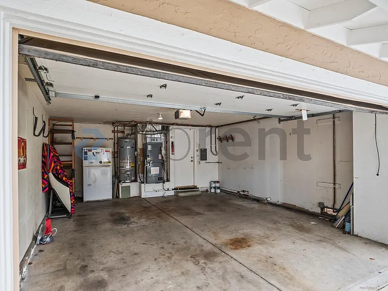 502 Pine Wood Ln — Photo 26