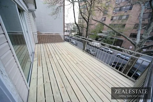 Rented by ZealEstate Group Inc | media 2