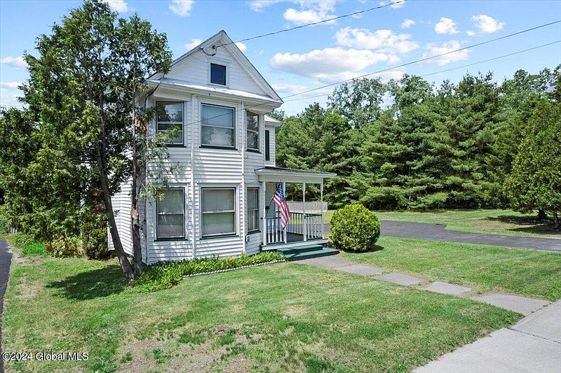 2nd image of 8 Milton Street