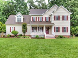 8106 Hillcreek Dr, Midlothian, VA 23112