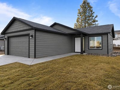 211 Poplar Street NE, Royal City, WA, 99357