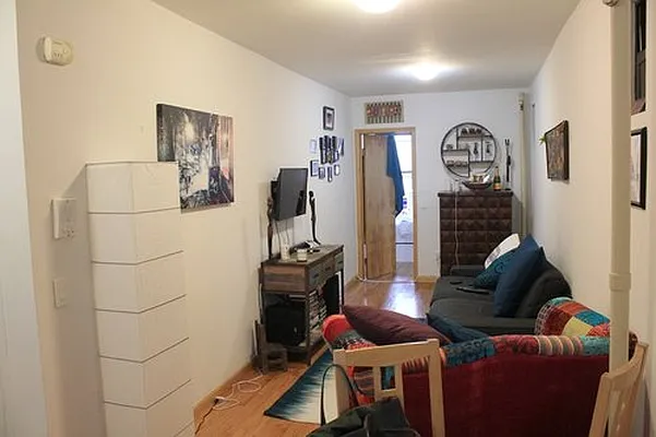 Rented by Wyllie Real Estate | media 12