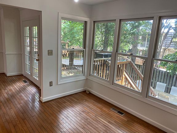 3rd image of 6212 Squires Hill Dr