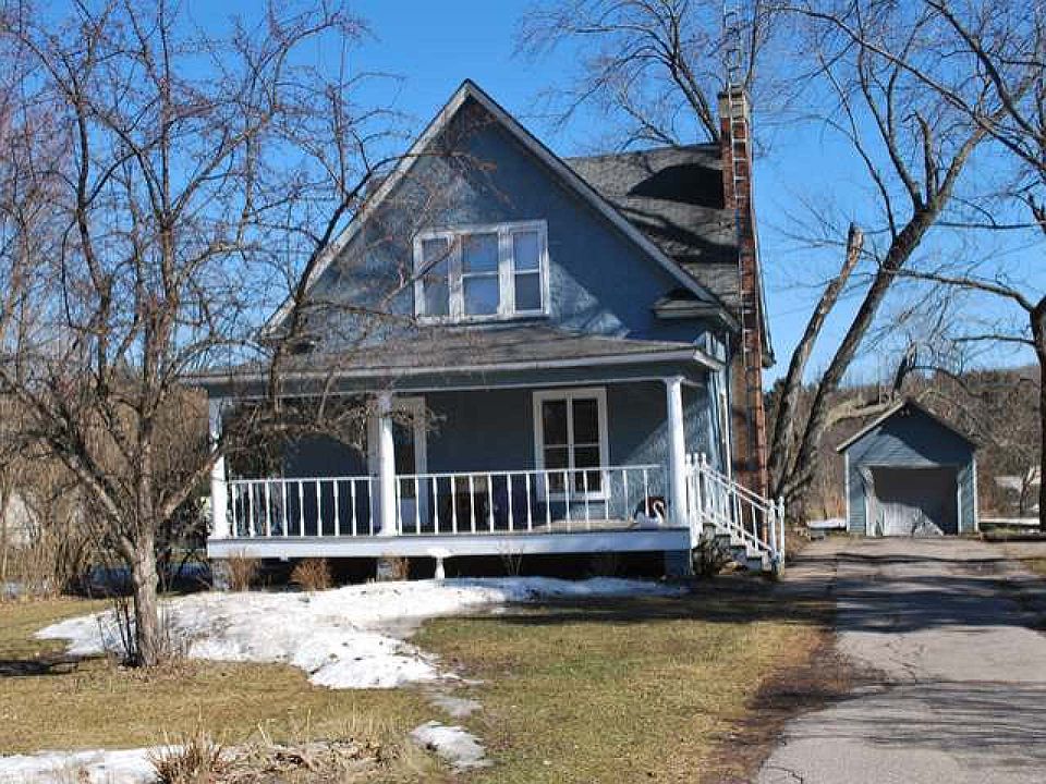 1st image of 703 Forest Ave #S