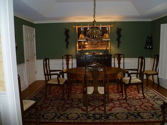 5th image of 103 Longwood Ln
