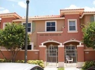 4910 Schooner Dr, Fort Lauderdale, FL 33312