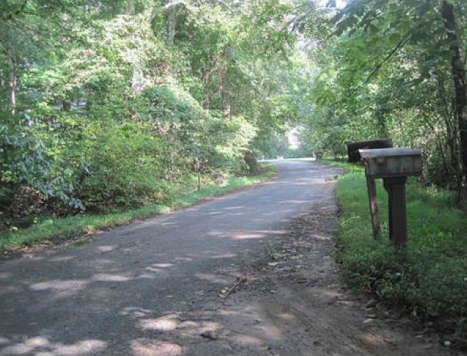 2nd image of 87 Brent Point Rd