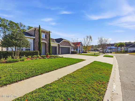3rd image of 3651 ANNAPOLIS Way