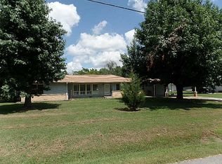817 W Harvard St, Siloam Springs, AR 72761