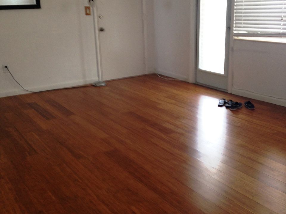 1st image of 7911 East Dr APT 4