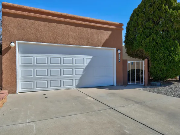 5712 Jessica Ct NW, Albuquerque, NM 87120