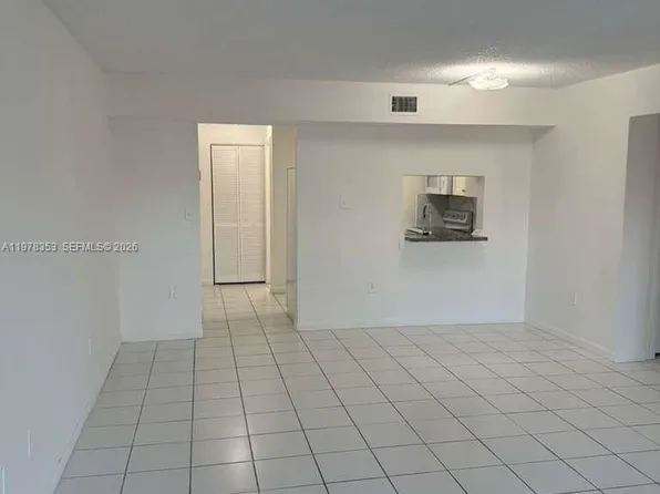 271 NW 177th St #B-101, Miami Gardens, FL 33169