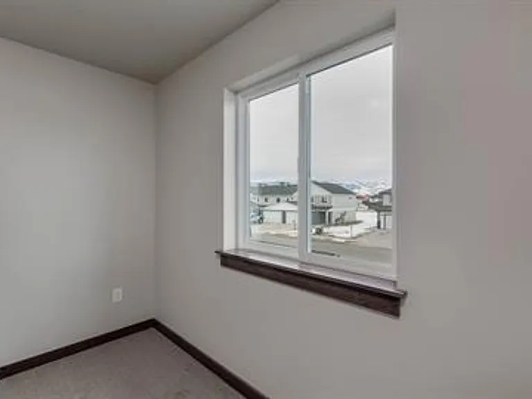 1307 Westwood Cir — Photo 12