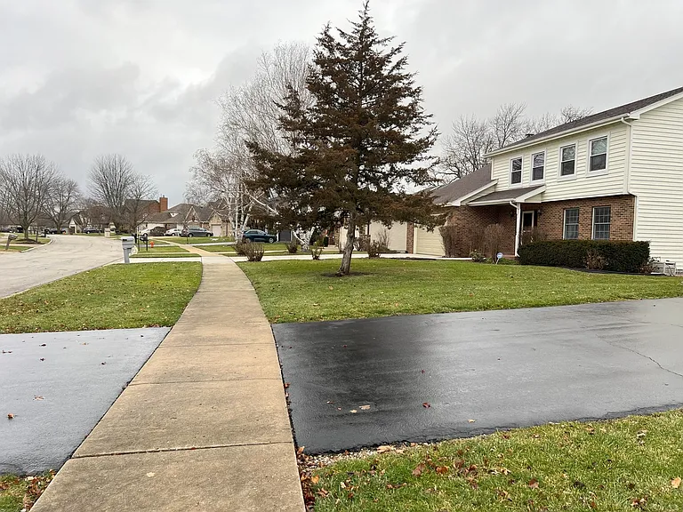 2034 Bunker Cir — Photo 2
