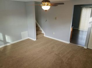 2390 Carlford St, Columbus, OH 43232