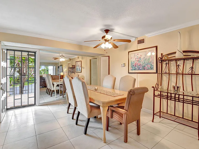 5715 Fairway Park Dr #201 — Photo 1