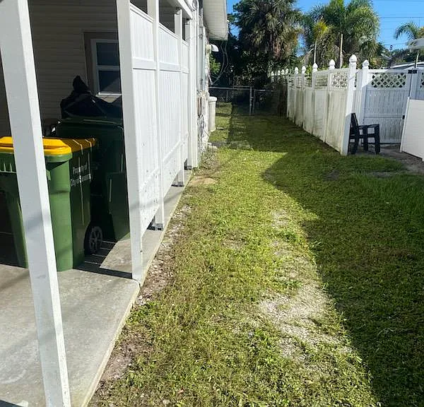 2351 Bay St #1 — Photo 6