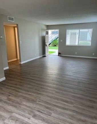 4th image of 405 N Dalton Ave APT 1