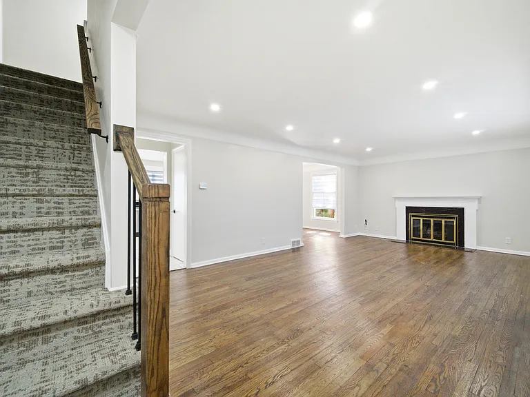 4037 Washington Blvd — Photo 7