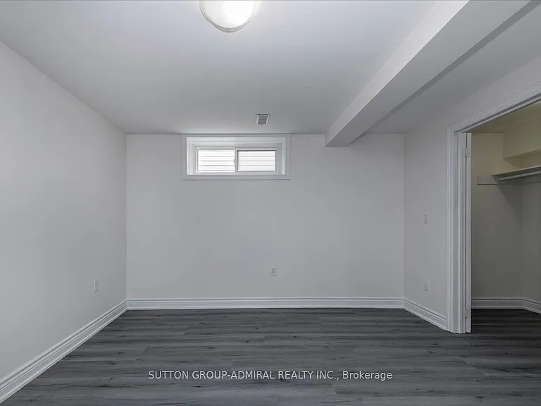 104 Marsellus Dr — Photo 17