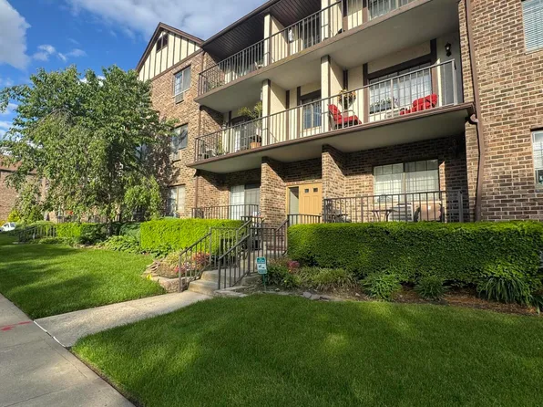 170 Devon Loop APT 2, Staten Island, NY 10314