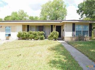 3308 Avondale St, Victoria, TX 77901