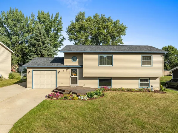 9 Casa Dr, Burlington, ND 58722