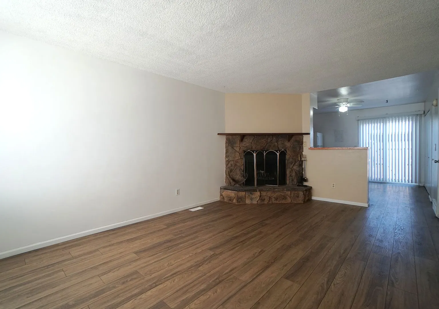 7644 Lexington Manor Drive — Photo 3