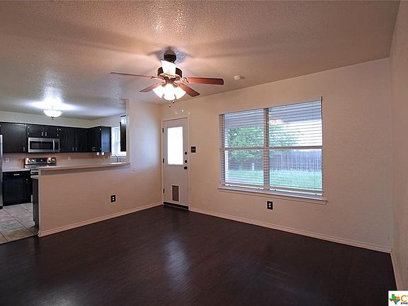 5th image of 2905 Wesley Dr