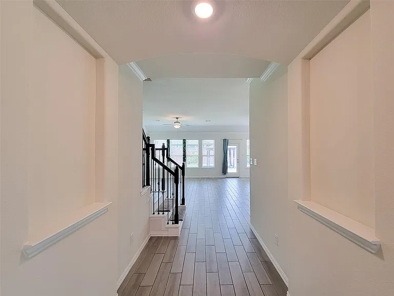28638 Monarch Cliffs Dr — Photo 4