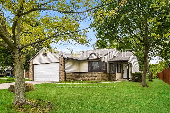 1st image of 3238 Moccasin Ct