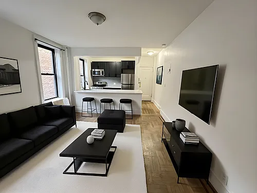 43-22 49th St #4D Photo 1