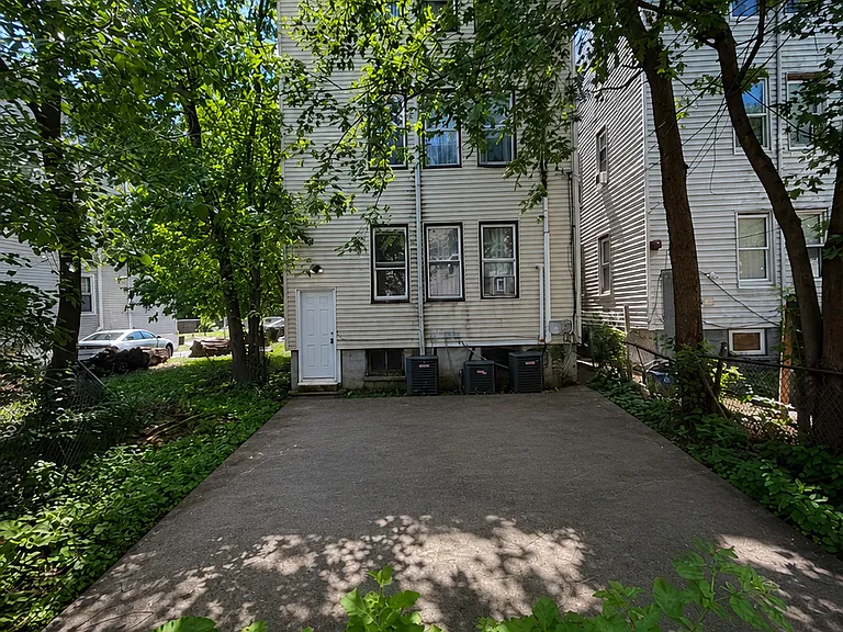 217 N 15th St #2 — Photo 35