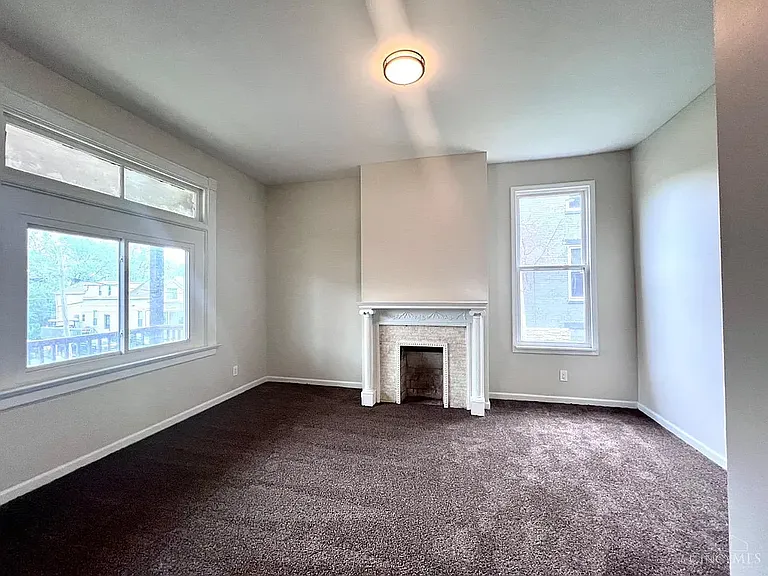 1027 Winfield Ave #1 — Photo 15