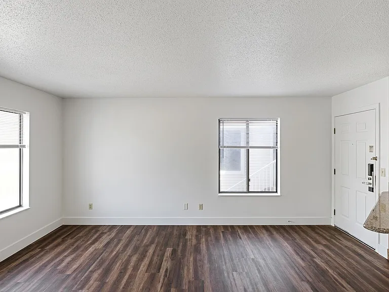 Kilgore Apartments (ANR Kalamazoo LDHA, LLC) — Photo 22