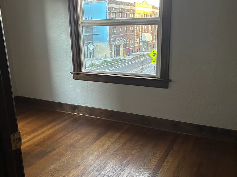 4541 Brooklyn Ave NE #5 — Photo 2