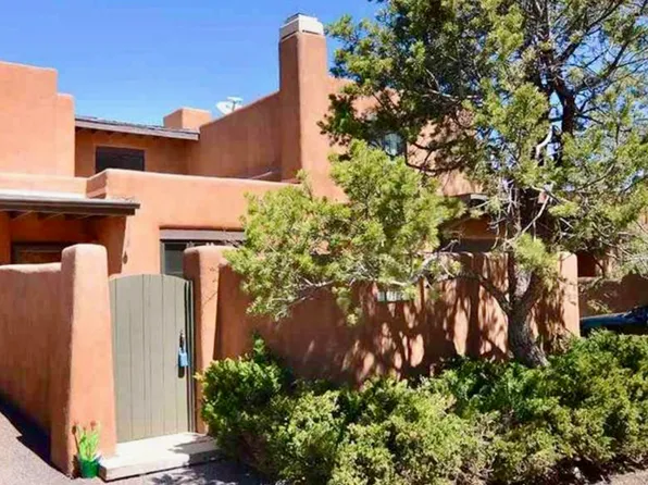 344 1/2 Calle Loma Norte, Santa Fe, NM 87501