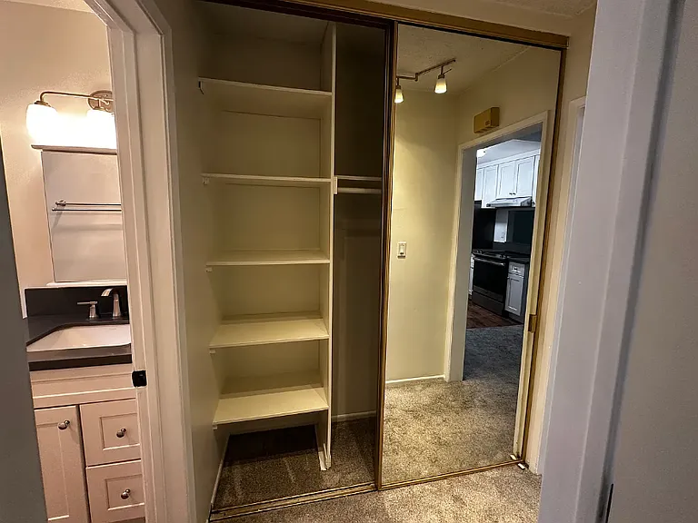 3045 E Theresa St #5UNTI-5 — Photo 5