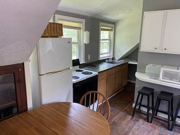 3rd image of 774 South St #2