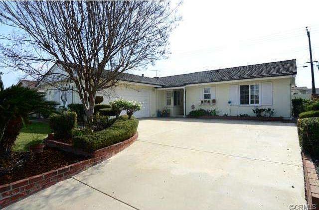 1st image of 5022 Duncannon Ave