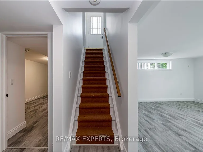 7 Willow St — Photo 14
