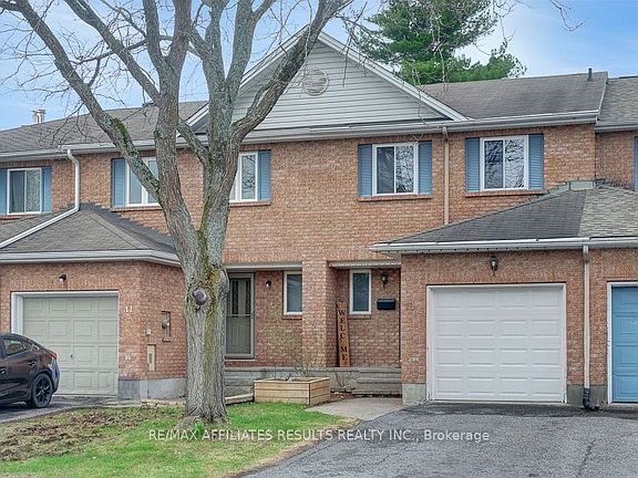 2nd image of 13 Springcreek Cres
