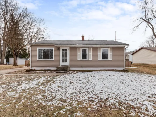 1006 Willow St, Tecumseh, MI 49286