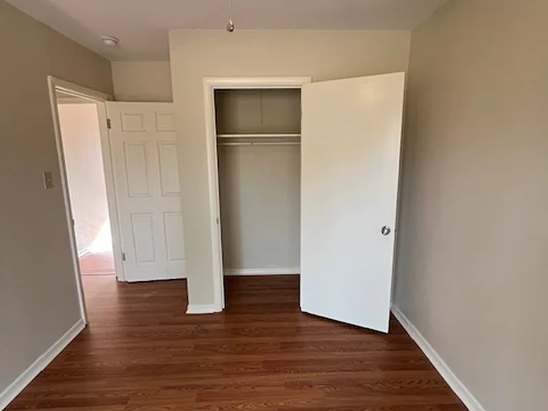 810 Woodlawn Ave — Photo 13