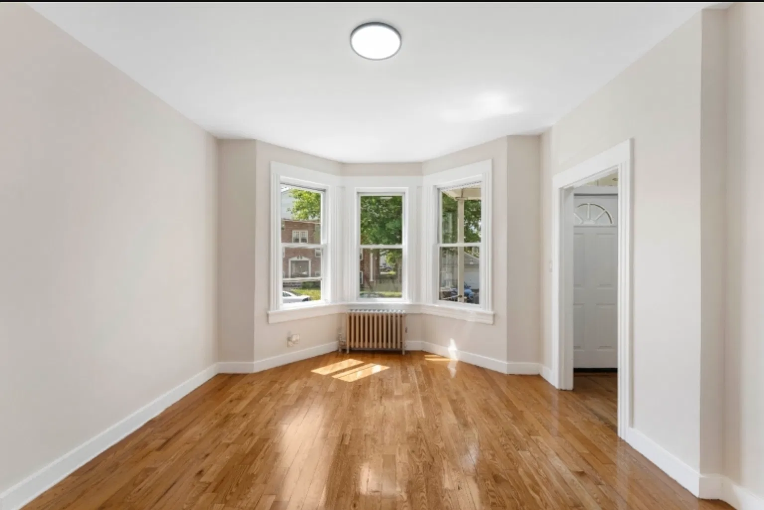 Studio, $1,750 — Photo 2