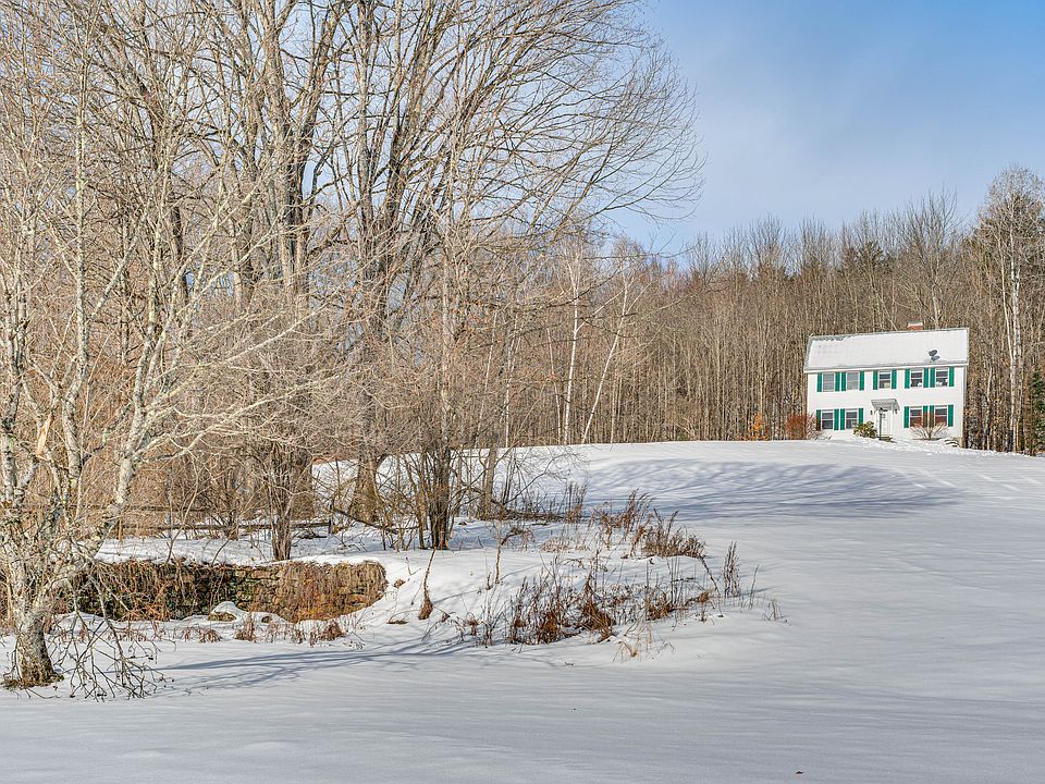 1st image of 470 Maple St