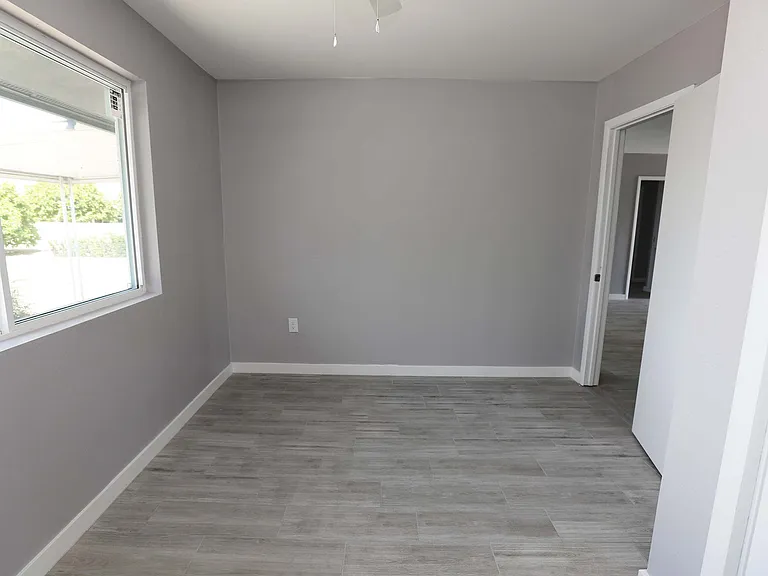 10631 W Salem Dr — Photo 14